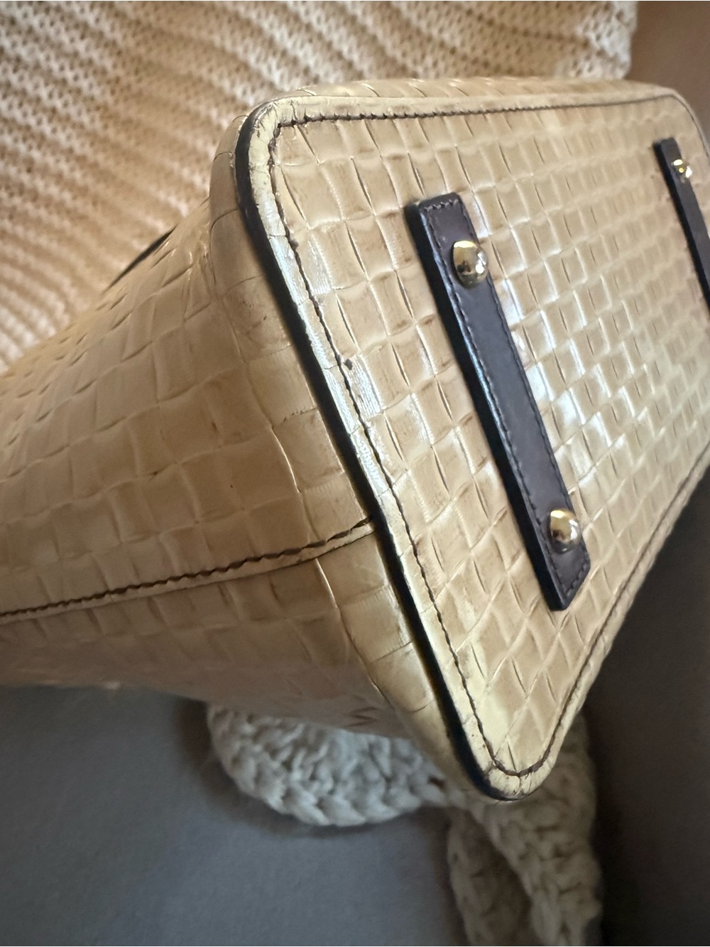 Dooney & Bourke Tan Woven Tote and wallet with Brown Leather Trim - Picture 4 of 10